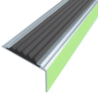 Противоскользящий алюминиевый угол-порог АУ38 ФЭС 38х5,5х22мм (резин.вст.), 2,7м, черный