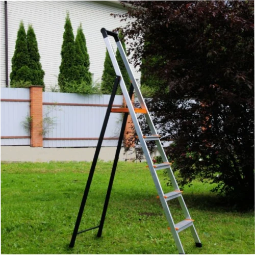 Стремянка Эйфель Фаворит-108