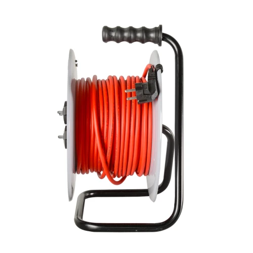 Удлинитель силовой на металлической катушке, СУ-3х1,5-30/3 (с выкл., 4 розетки, IP44) Ресанта