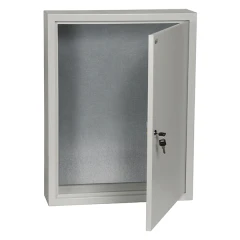 Щит навесной IEK ЩМП-7-0 с монтажной панелью с дверцей и замком IP31