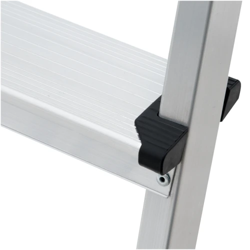 Стремянка алюминиевая Новая Высота NV 1110, 1х3 ступень 80 мм