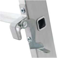 Лестница алюминиевая трёхсекционная Новая Высота NV 1230, 3х9