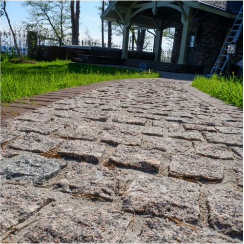 Брусчатка колотая 100х100х100 мм Ала-Носкуа