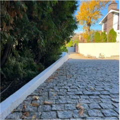 Брусчатка колотая серо-розовая 100х100х100 мм Ладожская