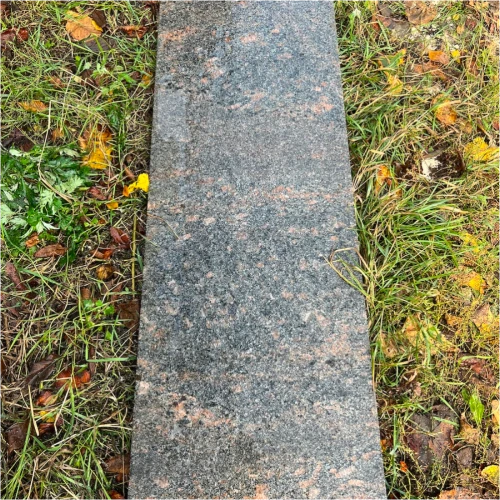 Плита пошаговая термо из гранита Токимовский 1200х400х50 мм