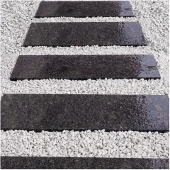 Плита пошаговая термо из гранита Дымовский (Елизовский) 1200х400х50 мм