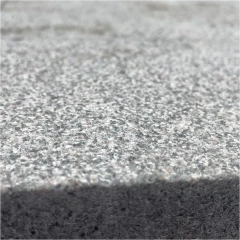 Плита пошаговая бучарда из гранита Купецкое 1200х400х50 мм