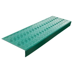 Накладка на ступень резиновая противоскользящая (проступь) угловая 