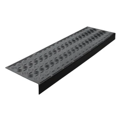 Накладка на ступень резиновая противоскользящая (проступь) угловая 