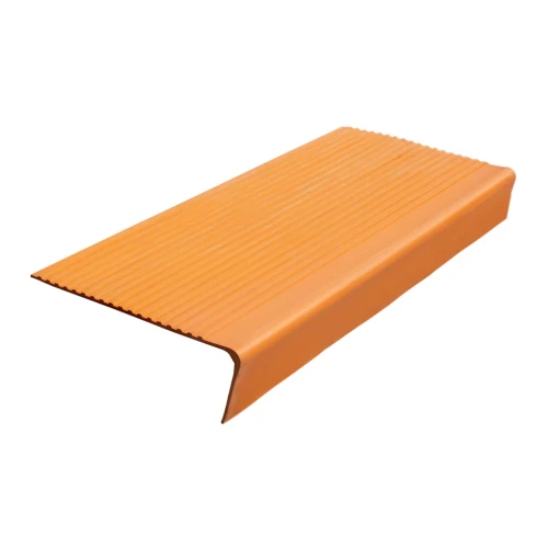 Накладка на ступень резиновая противоскользящая (проступь) угловая 