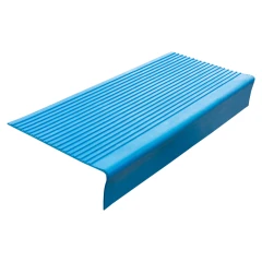 Накладка на ступень резиновая противоскользящая (проступь) угловая 