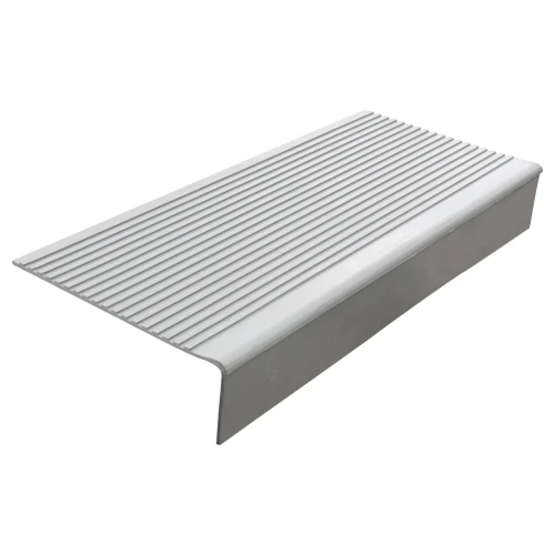 Накладка на ступень резиновая противоскользящая (проступь) угловая 