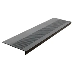 Накладка на ступень резиновая противоскользящая (проступь) угловая 