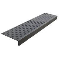 Накладка на ступень резиновая противоскользящая (проступь) угловая 