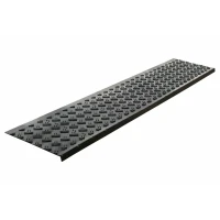 Накладка на ступень резиновая противоскользящая (проступь) угловая подрезная 1420х300х25 мм черная