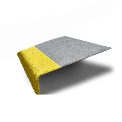 Противоскользящий лист с углом 1000х1000х50 мм, композит, цвет стандарт с жёлтым краем