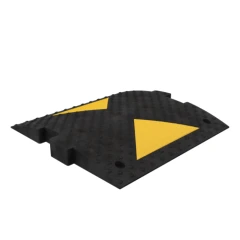 Лежачий полицейский ИДН-500-1 основной элемент с треугольным светоотражателем, композит