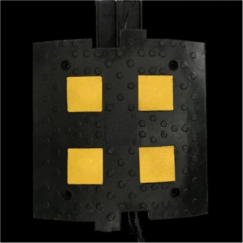 Лежачий полицейский ИДН 500-1 с кабель-каналом, композит