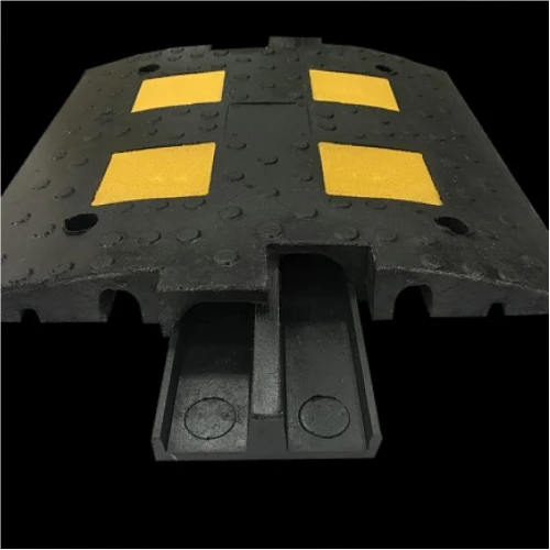 Лежачий полицейский ИДН 500-1 с кабель-каналом, композит