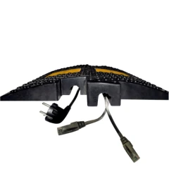 Лежачий полицейский ИДН 500-1 средний элемент с кабель-каналом, резина