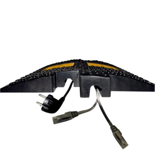 Лежачий полицейский ИДН 500-1 средний элемент с кабель-каналом, резина