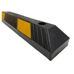 Колесоотбойник резиновый цельный КР-1,83 Т 1830x150x100 мм