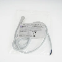 Блок питания 6А, 1.5м, универсальный, белый, без вилки