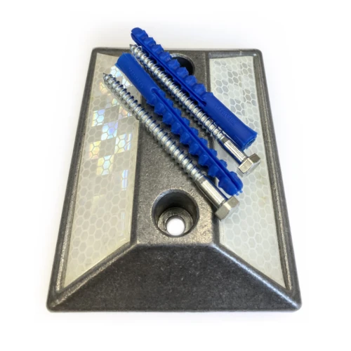 Катафот (светоотражатель) дорожный КД-3 алюминиевый, с крепежом, белый