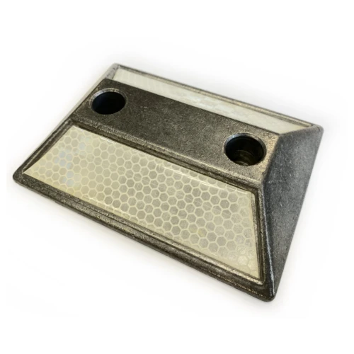 Катафот (светоотражатель) дорожный КД-3 алюминиевый, с крепежом, белый