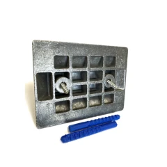 Катафот (светоотражатель) дорожный КД-3 алюминиевый, с крепежом, красный