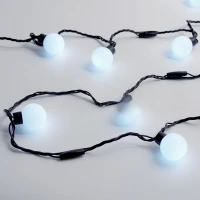 Гирлянда с шариками, 220 В, 5 м, чёрный провод, ПВХ, белый