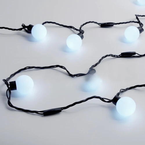Гирлянда с шариками, 220 В, 5 м, чёрный провод, ПВХ, белый