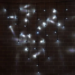 Гирлянда Бахрома (Айсикл), 220 В, 3x0.9 м, чёрный провод, каучук (резина), тёплый белый, с мерцанием