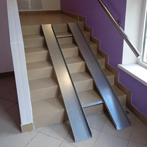 Пандус откидной оцинкованный СТАНДАРТ 2,5 м