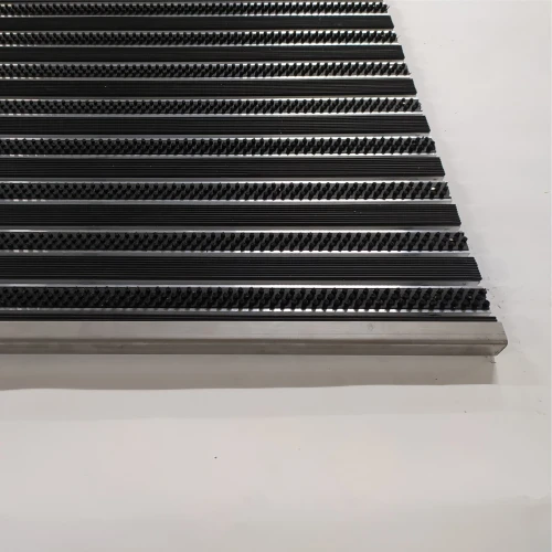 П-образное обрамление из нержавеющей стали, 25х20х15 мм, 2 м