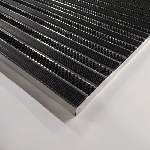 Г-образное алюминиевое обрамление, 30х20х2 мм, 3 м