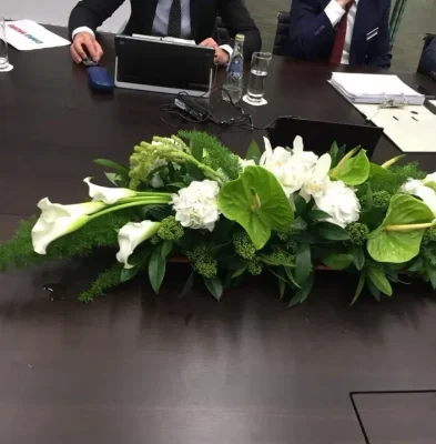 Композиция в двойном поддоне